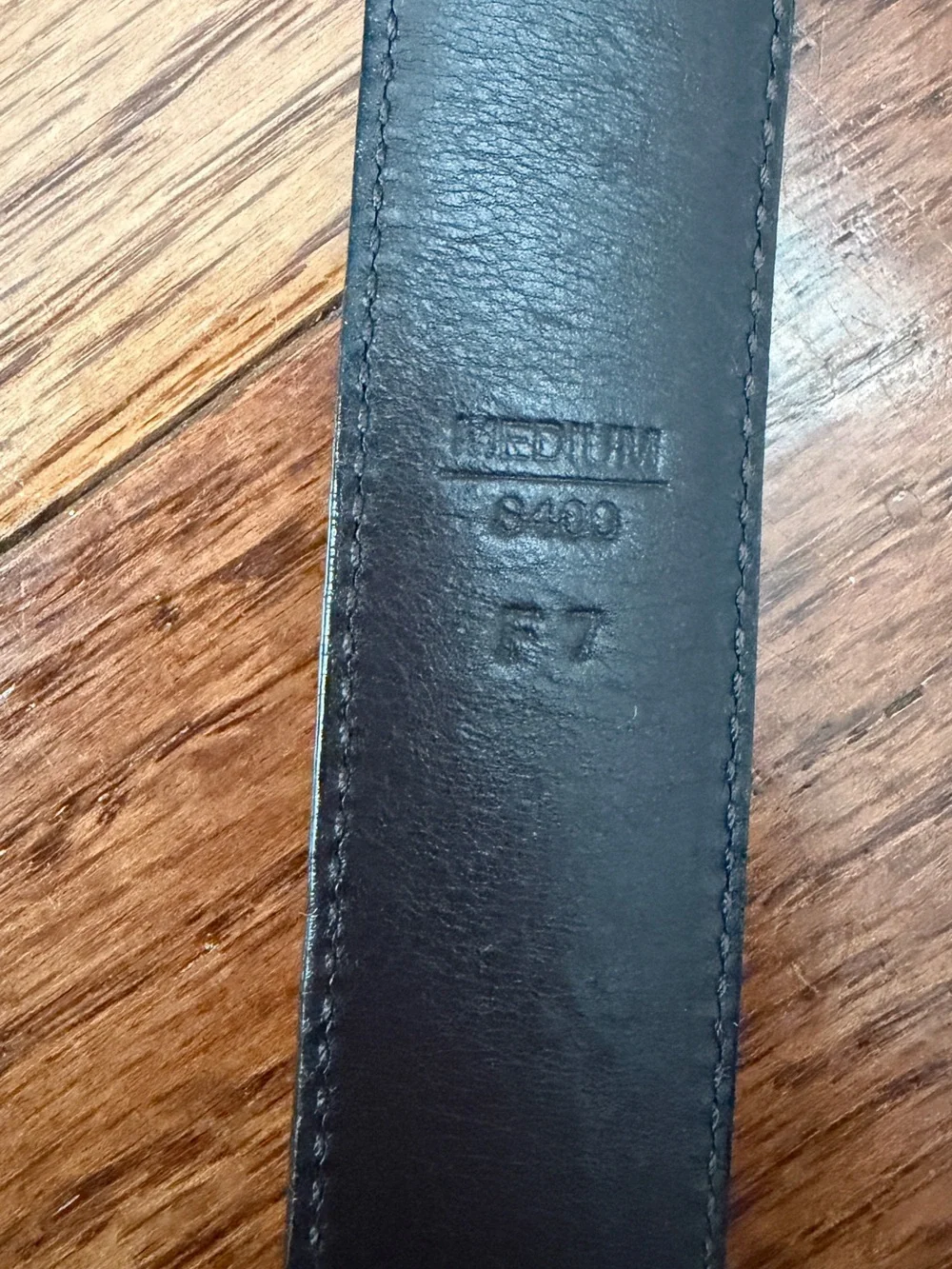 Vintage Coach Leather Black Belt Hardware: A rounded solid brass buckle Sz M